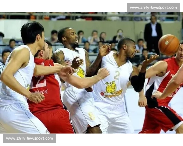 广东双核交易风云!布朗洛夫顿归化受阻,广厦双星闪耀国际赛场 广东双核交易风云!布朗洛夫顿归化受阻,广厦双星闪耀国际赛场