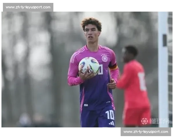 多特加入巴萨中场新星争夺，欧青赛爆发或加速达尔维奇离队