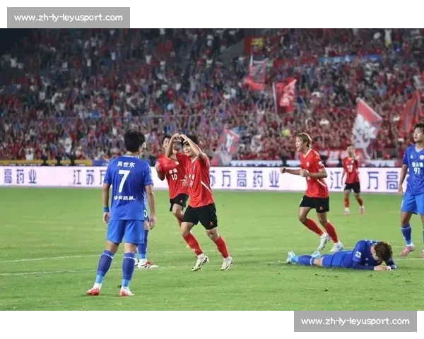 苏超单场上座破 3.6 万创纪录，业余联赛热度碾压职业足球